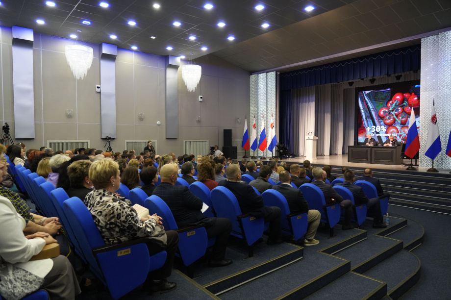 Масштабный дорожный сезон стартовал на Камчатке: объём работ увеличен вчетверо. . Фотография 3